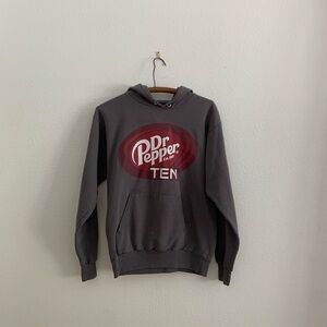 Dr Pepper sweatshirt unisex small